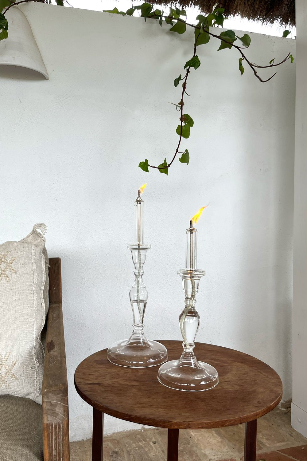 Detalle Candelabro De Aceite Transparente Pequeño Cristina Oria