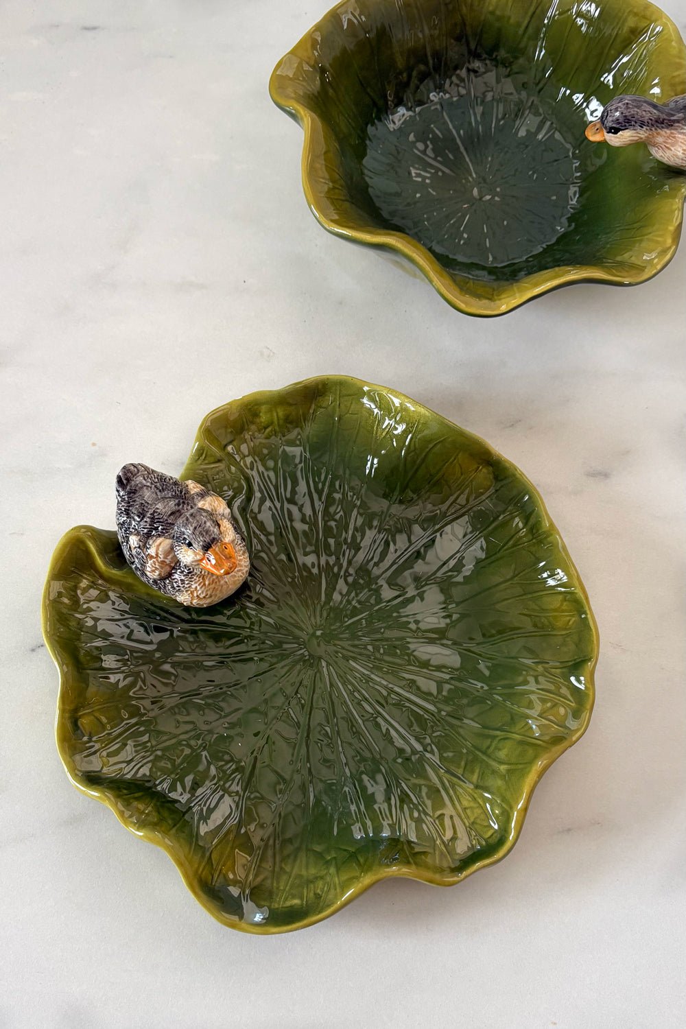 Plato Con Diseño De Hoja Y Figura De Pato Cristina Oria