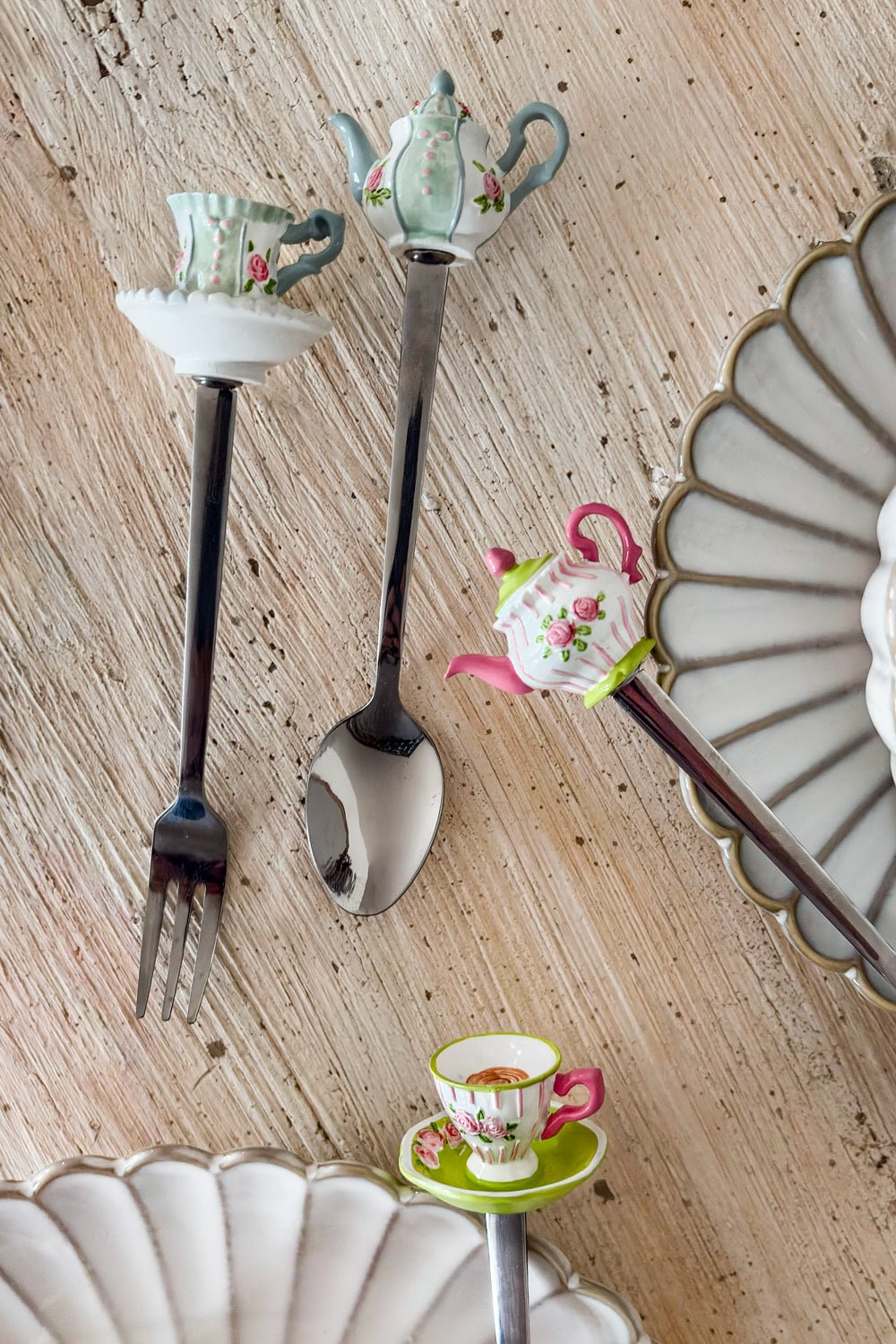Detalle Set Cucharas Y Tenedores Diseño Especial Té Cristina Oria
