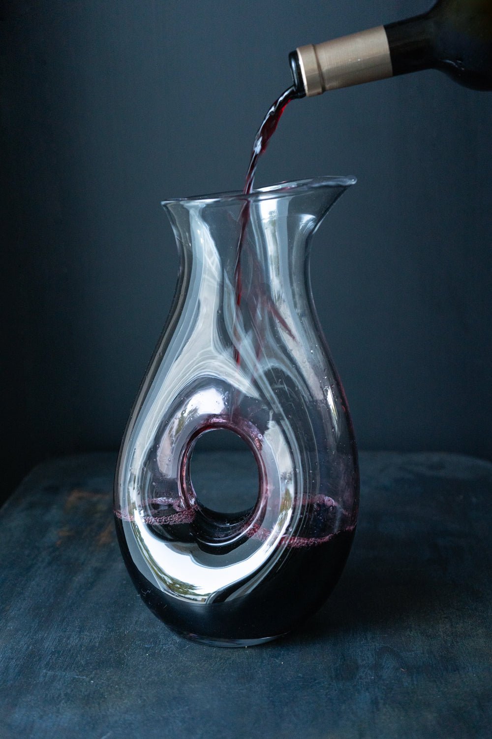 Detalle Jarra De Cristal Con Agujero Cristina Oria