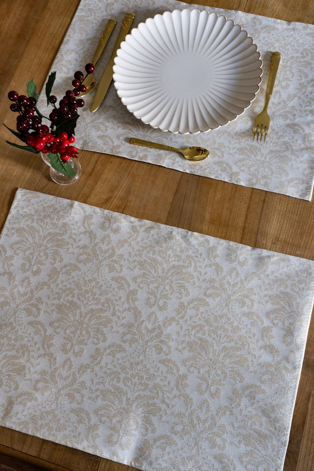 Set 2 Manteles Individuales Con Diseño Jacquard Dorado Cristina Oria