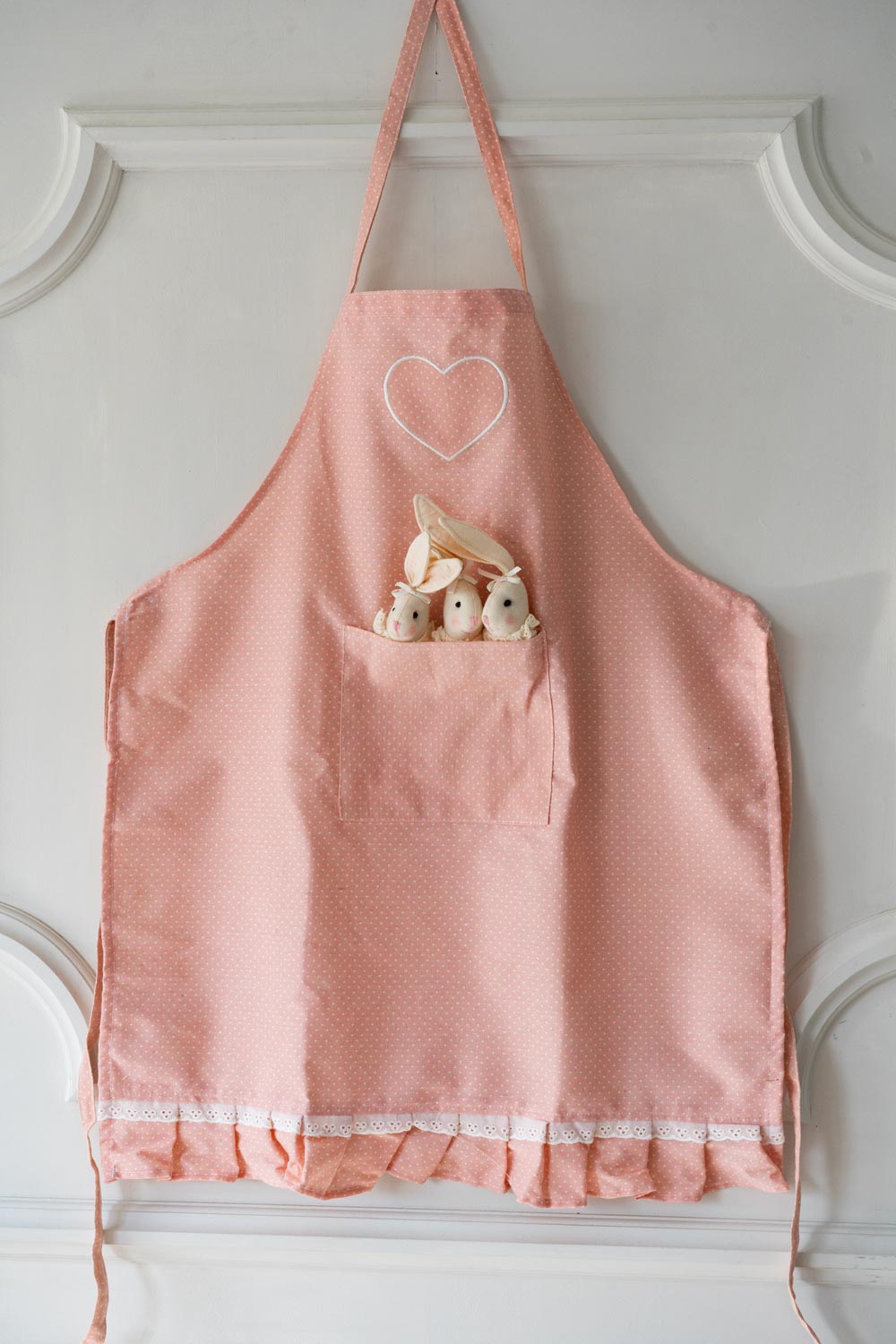 Delantal De Niños Con Diseño De Conejos & Puntos Rosas Cristina Oria