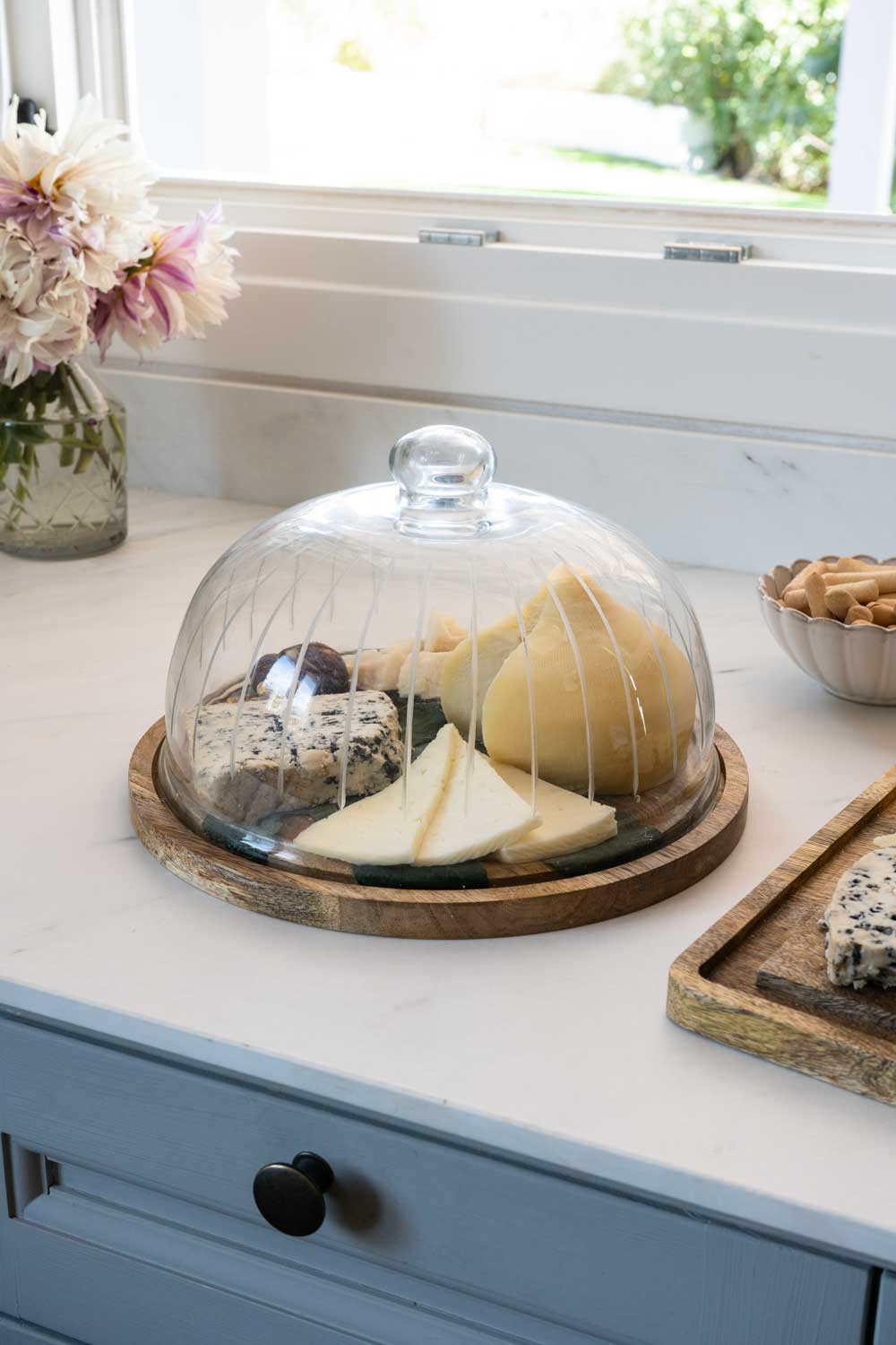 Quesera Redonda Con Tapa De Cristal Tallada Grande - Cristina Oria