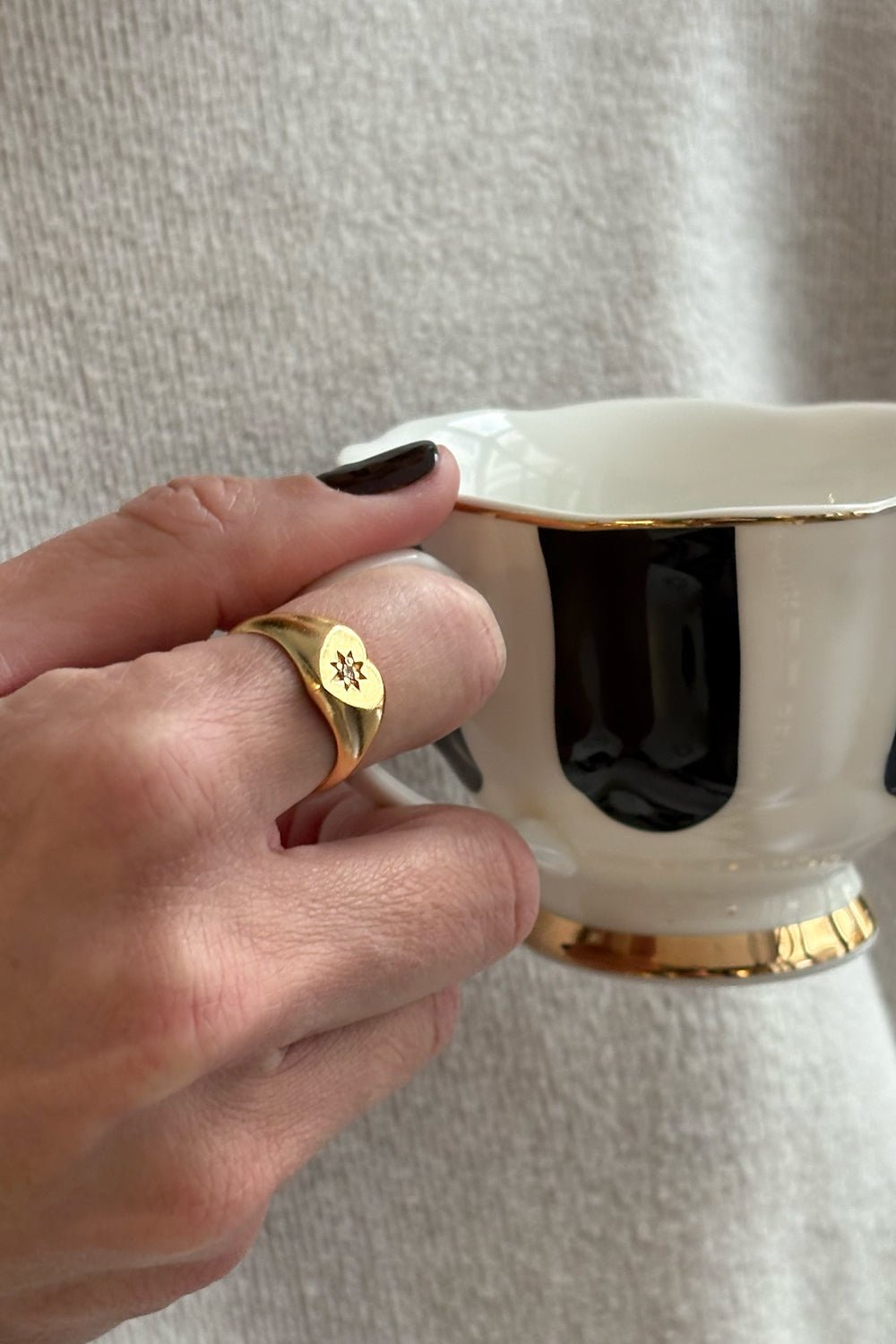 Detalle Anillo Combinación Collar & Anillo Diseño Corazón Cristina Oria