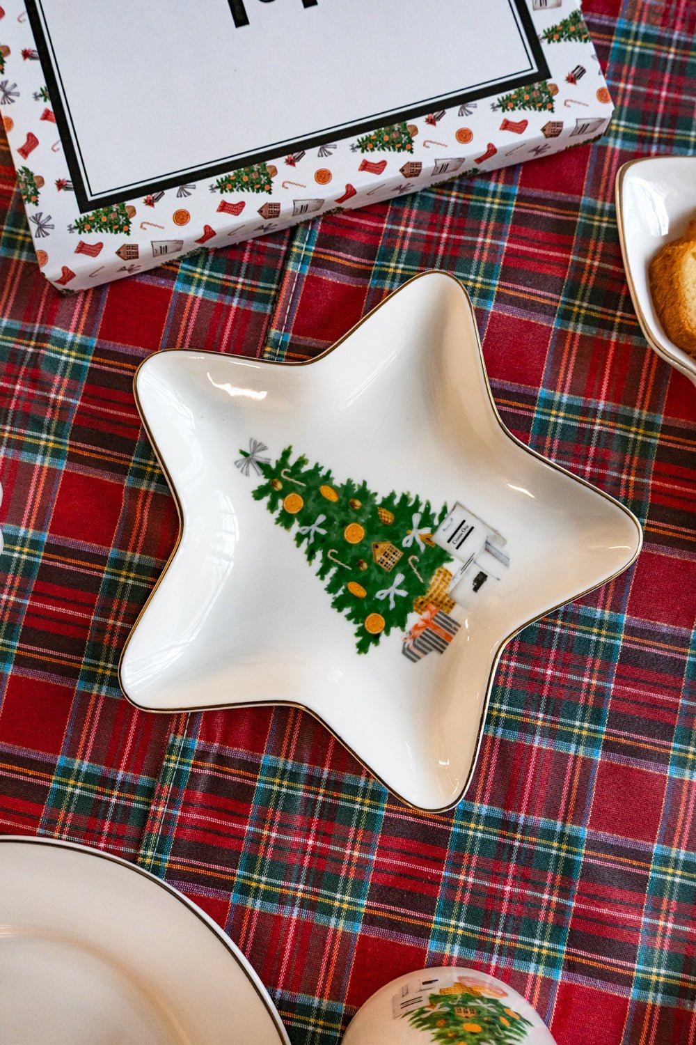 Detalle Bandeja Con Diseño De Estrella De Navidad Cristina Oria