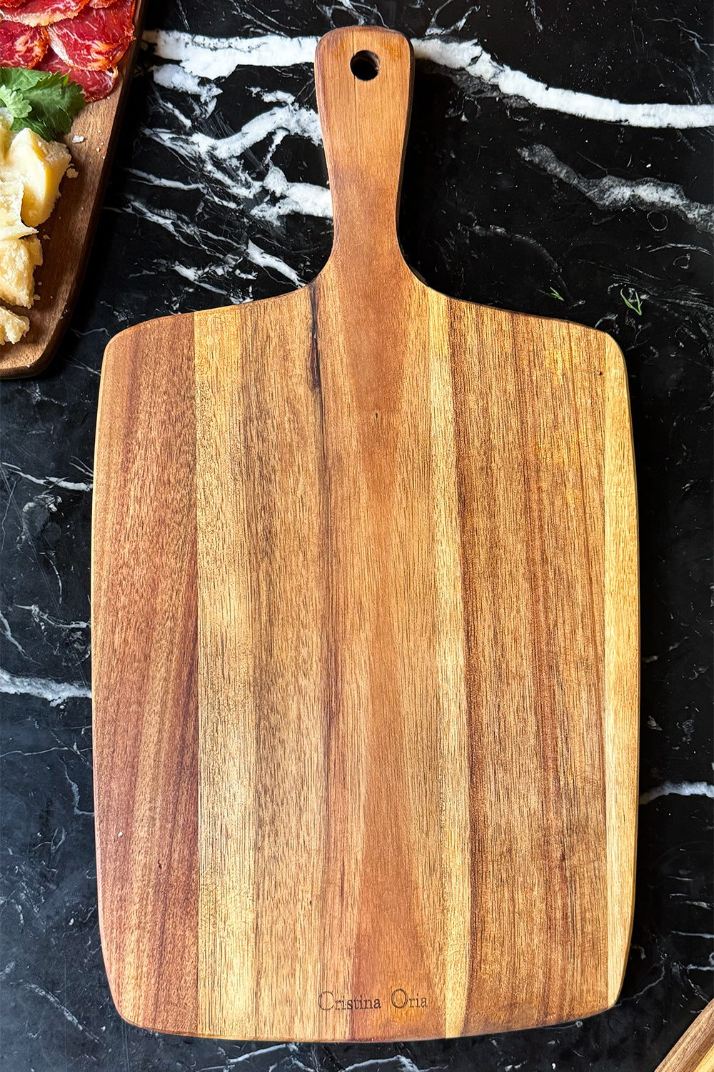 Detalle Tabla Rectangular De Madera Con Mango Grande Cristina Oria
