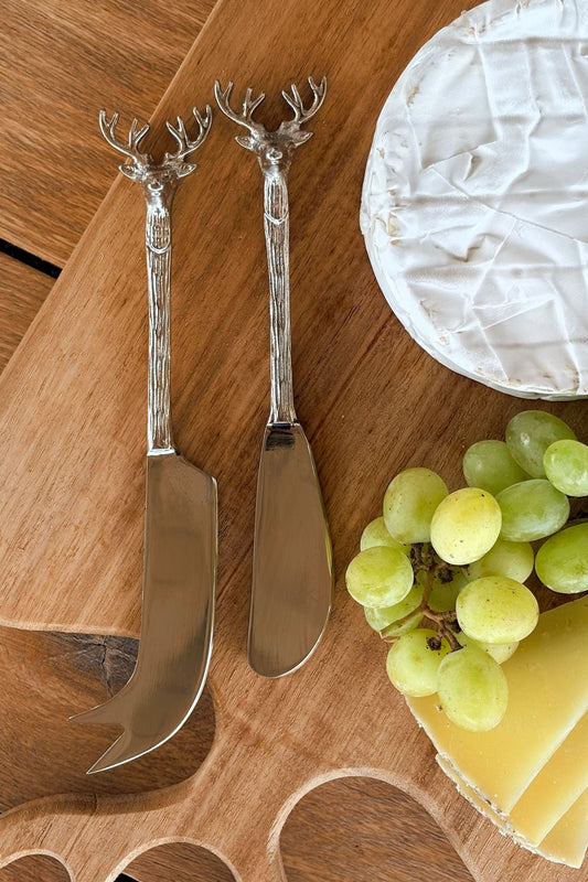 Set De 2 Cuchillos Para Quesos Con Diseño De Ciervo Cristina Oria
