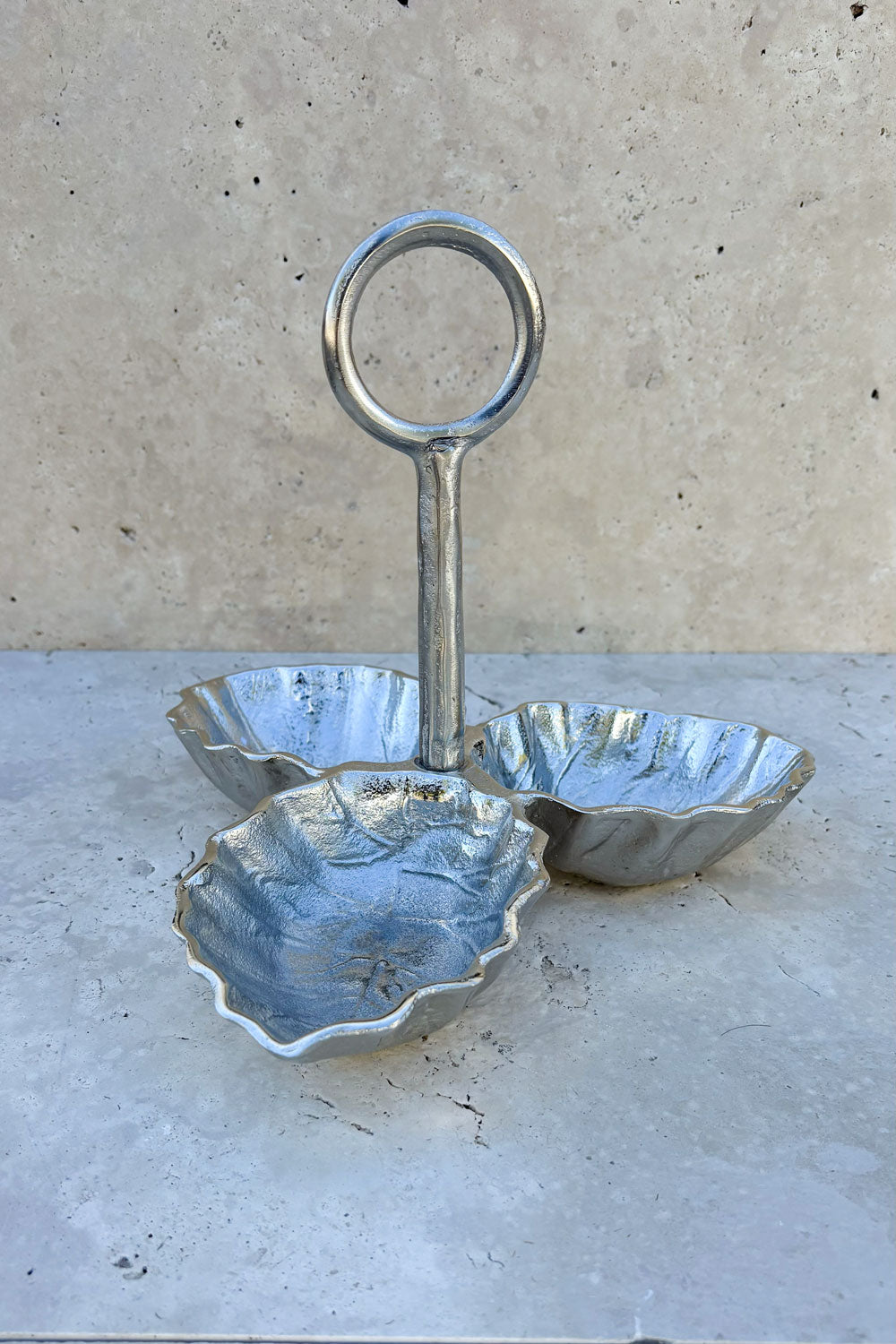 Soporte Plateado Con Tres Cuencos Cristina Oria