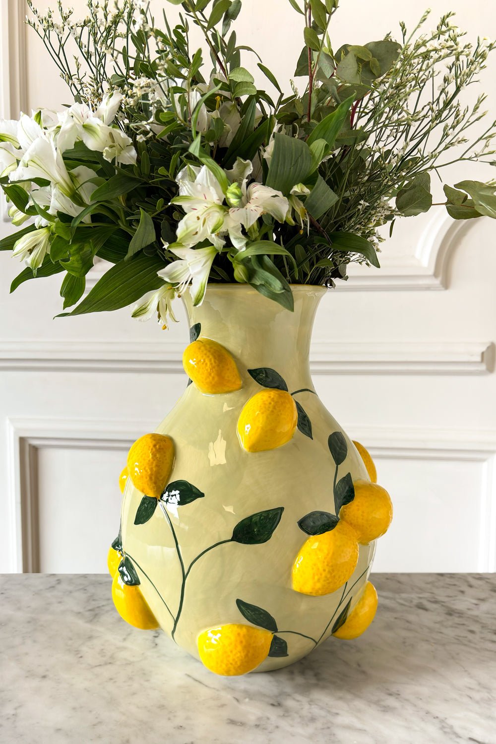 Jarrón Diseño Limones Y Fondo Verde Cristina Oria