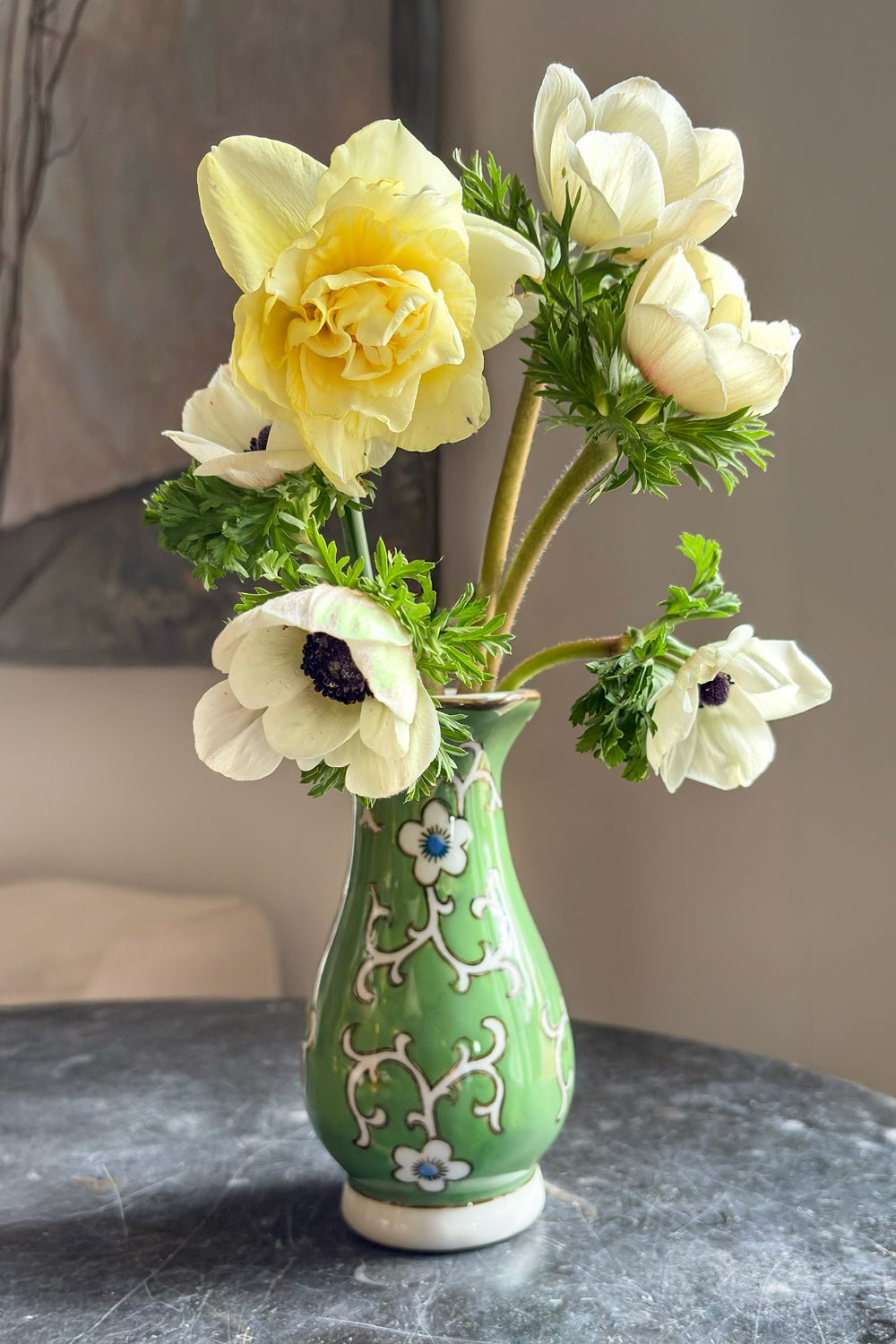 Florero De Porcelana Verde Diseño Peonía Cristina Oria