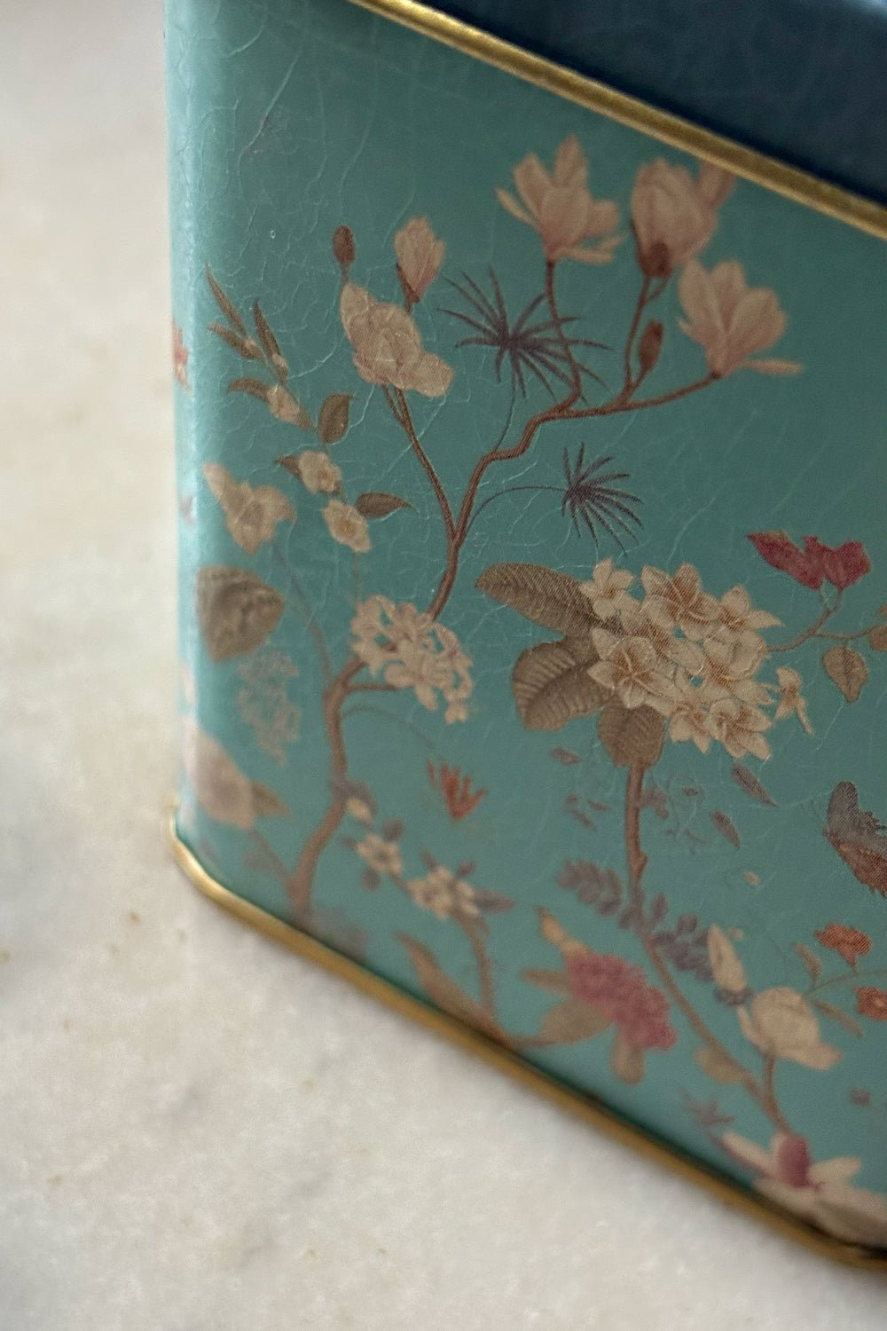 Detalle Diseño Lata Flores Azul & Cookies Especial Día De La Madre Cristina Oria