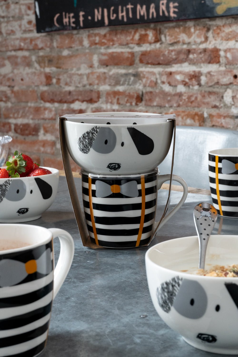 Detalle Set de Taza & Cuenco Kids con Diseño de Perrito Cristina Oria