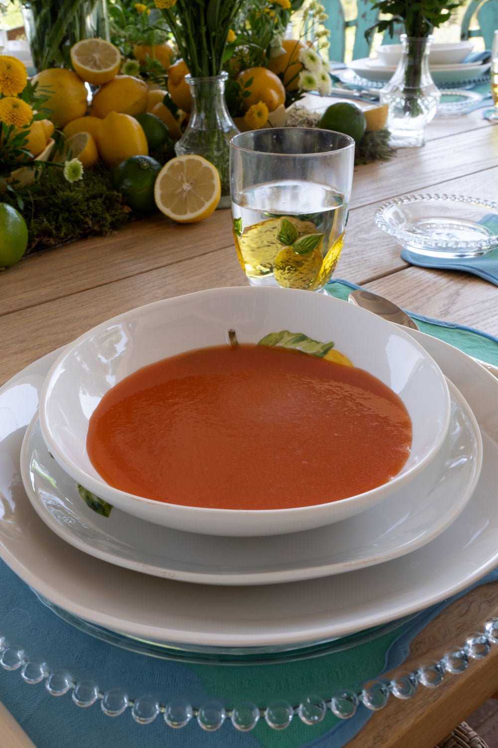 Detalle Lleno Plato Hondo De Melamina Limones Cristina Oria