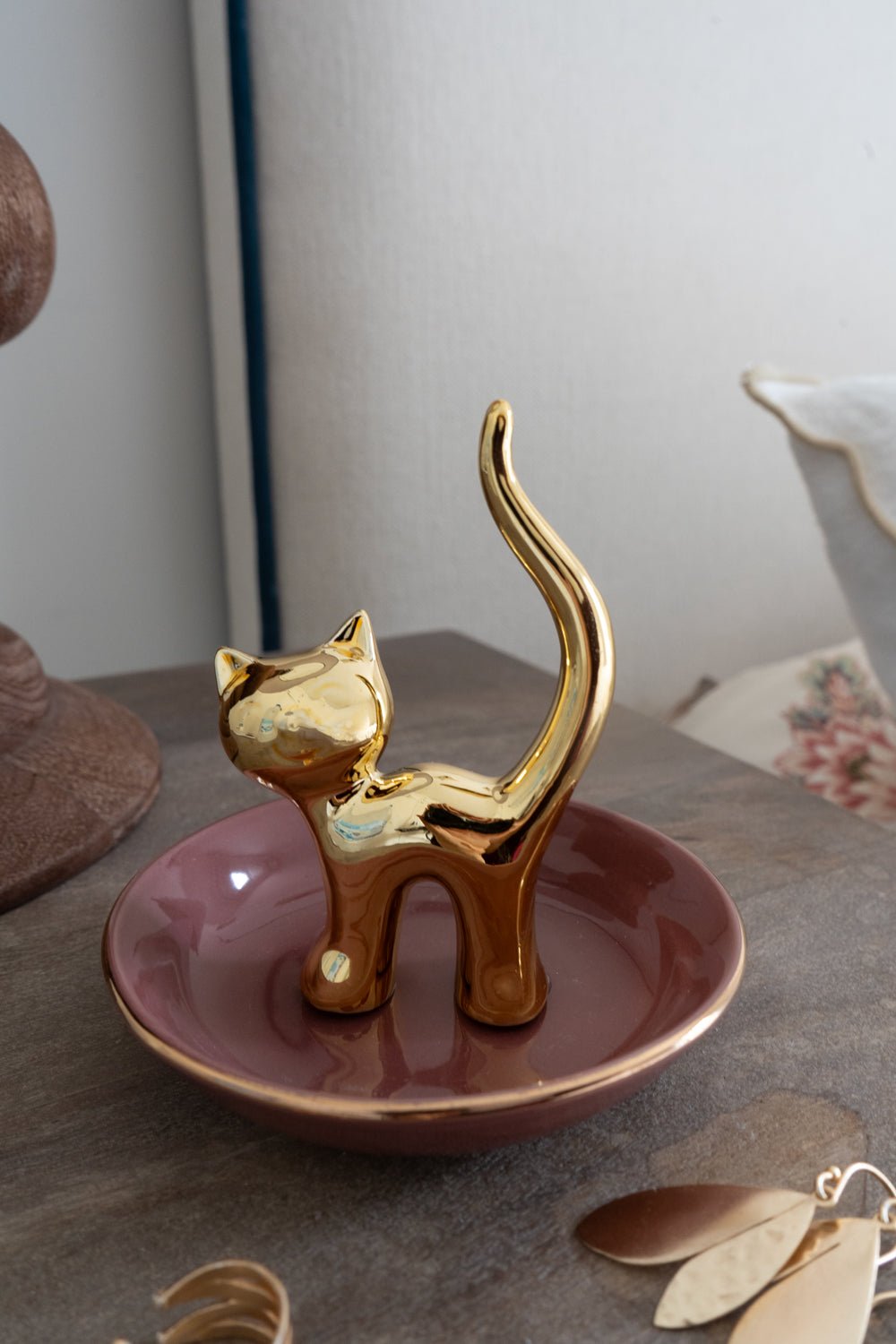 Detalle Porta Anillos Gato Dorado Cristina Oria