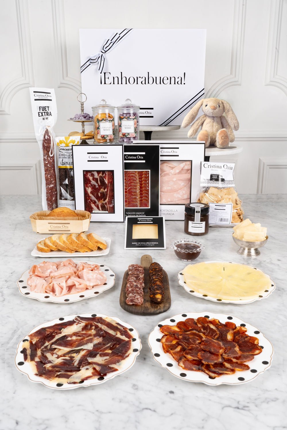 Caja Recién Mamá Homenaje Gastro & Peluche Conejo Blanco Cristina Oria