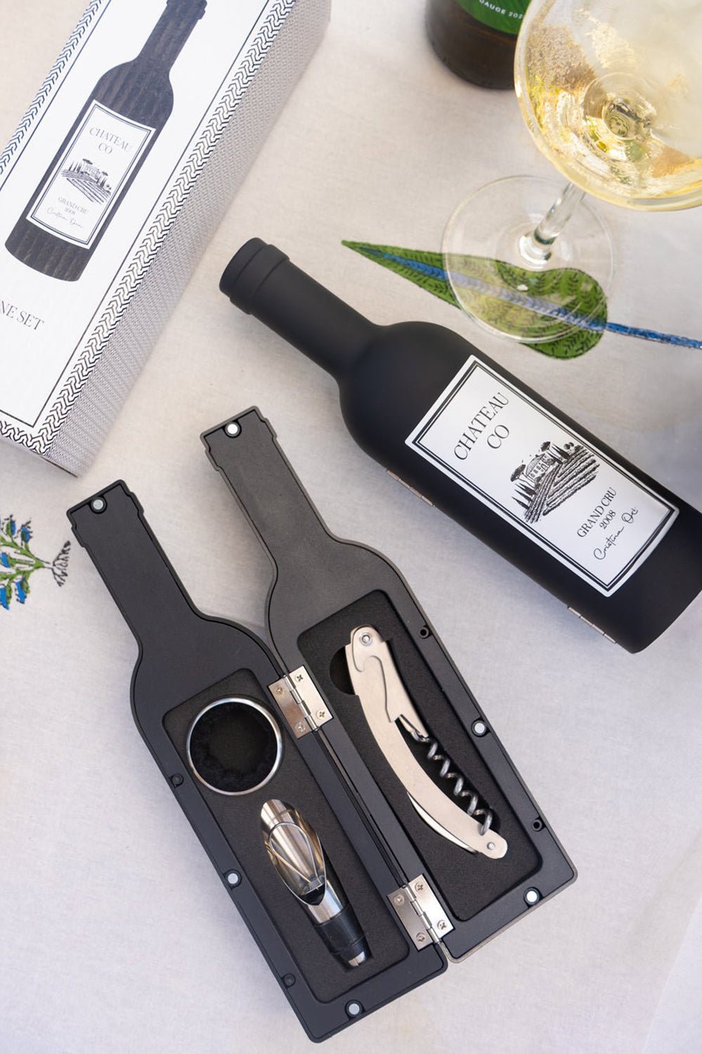 Wine Set: Botella con Accesorios para el Vino CO
