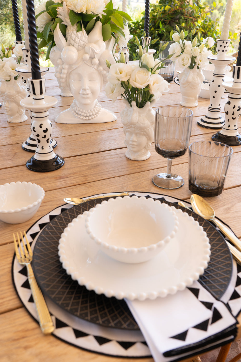 Plato Llano De Porcelana Diseño Bolitas