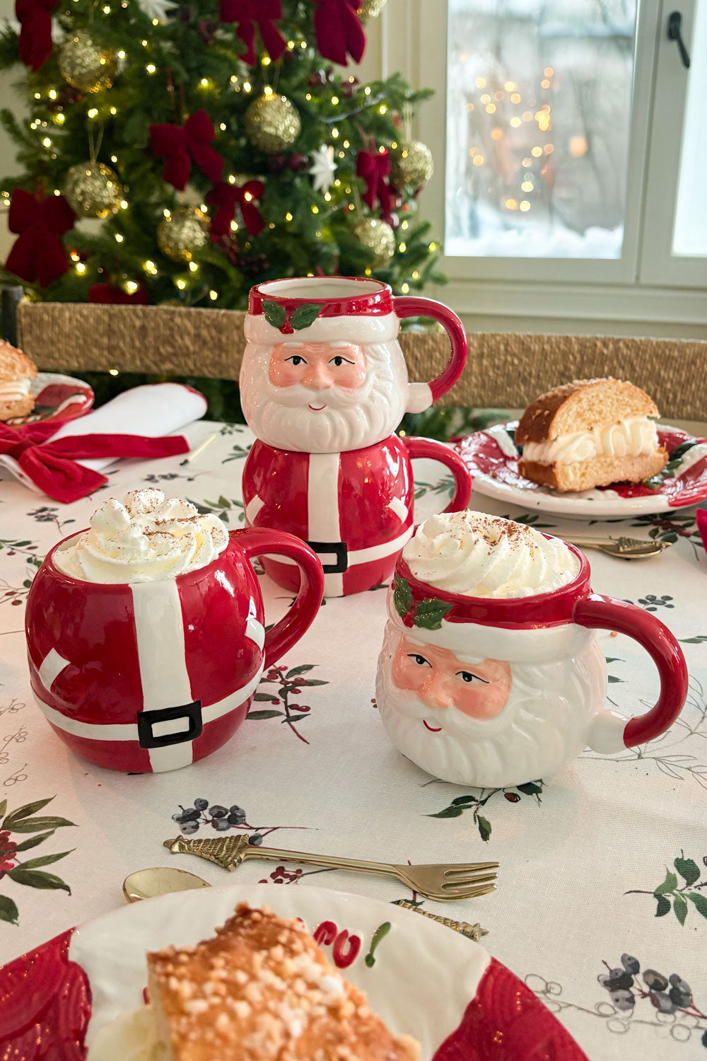 Detalle Set De Dos Tazas Con Diseño De Papa Noel Cristina Oria
