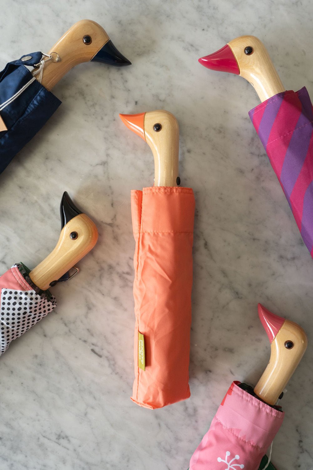 Paraguas Con Diseño Naranja Melocotón Y Mango Con Cabeza De Pato