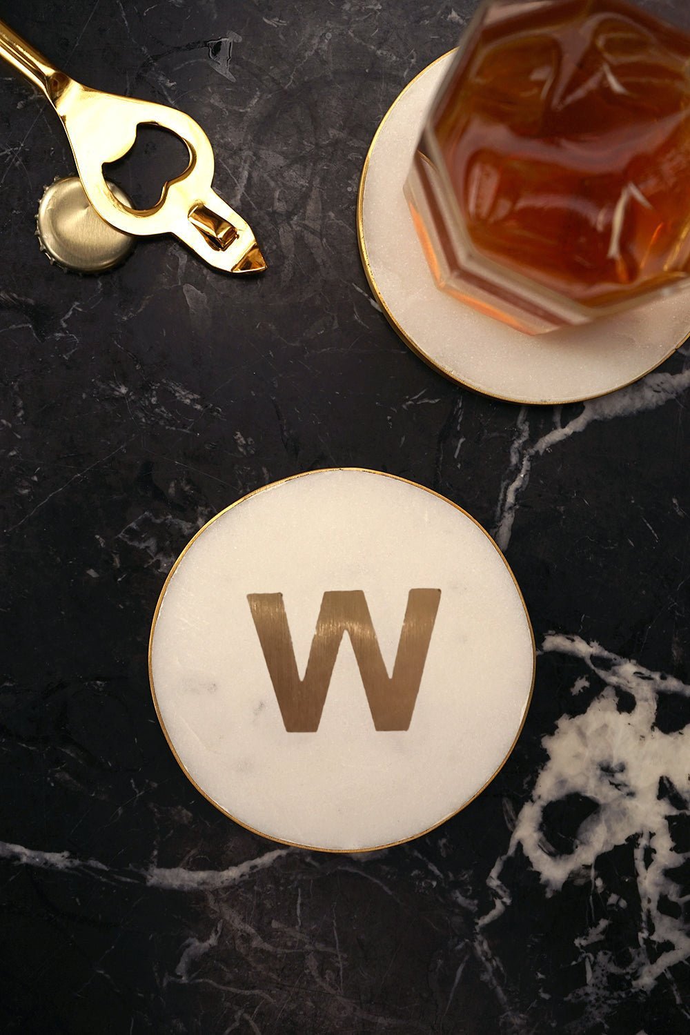 Sous-verres en marbre avec initiales