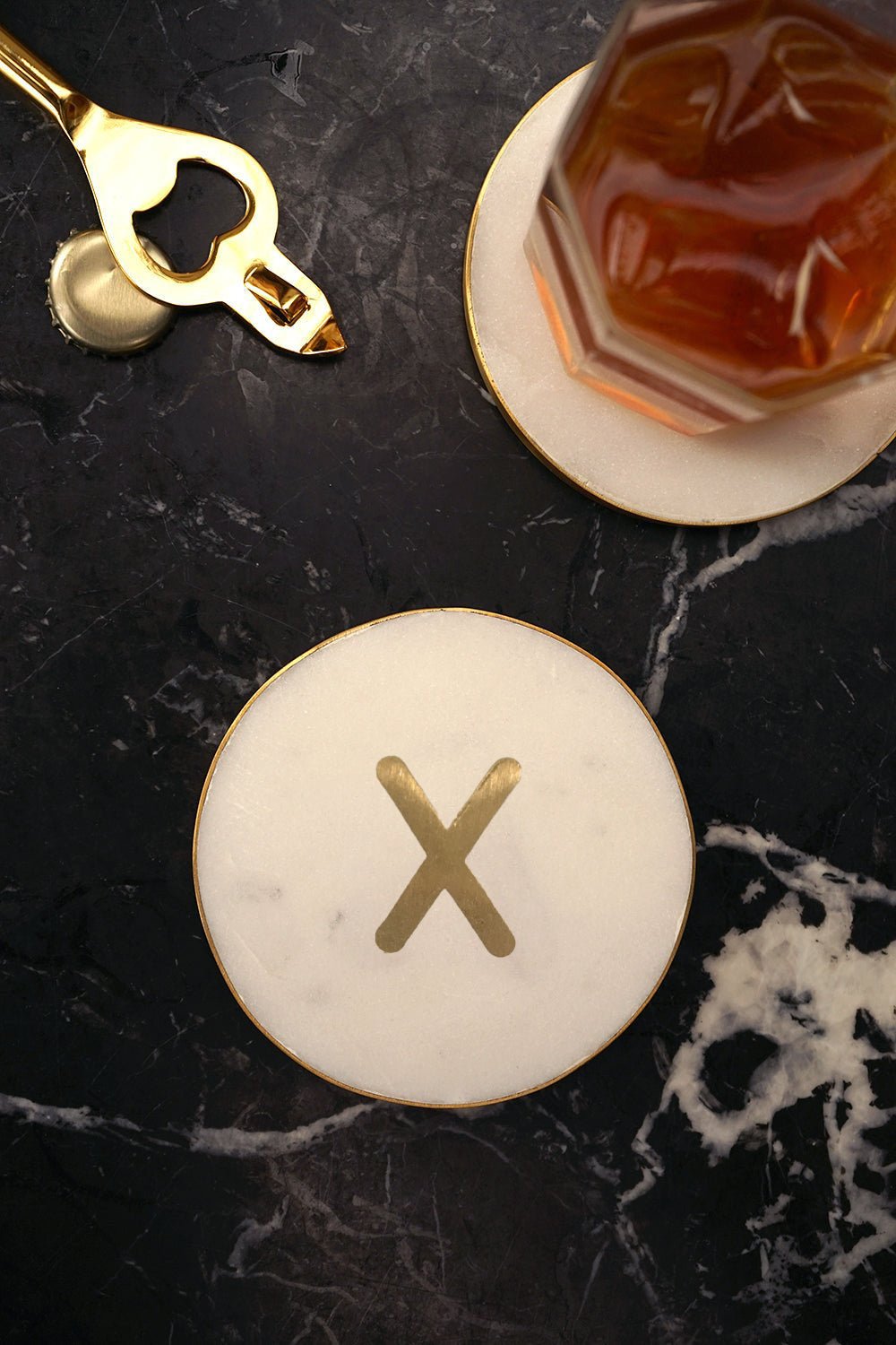 Sous-verres en marbre avec initiales