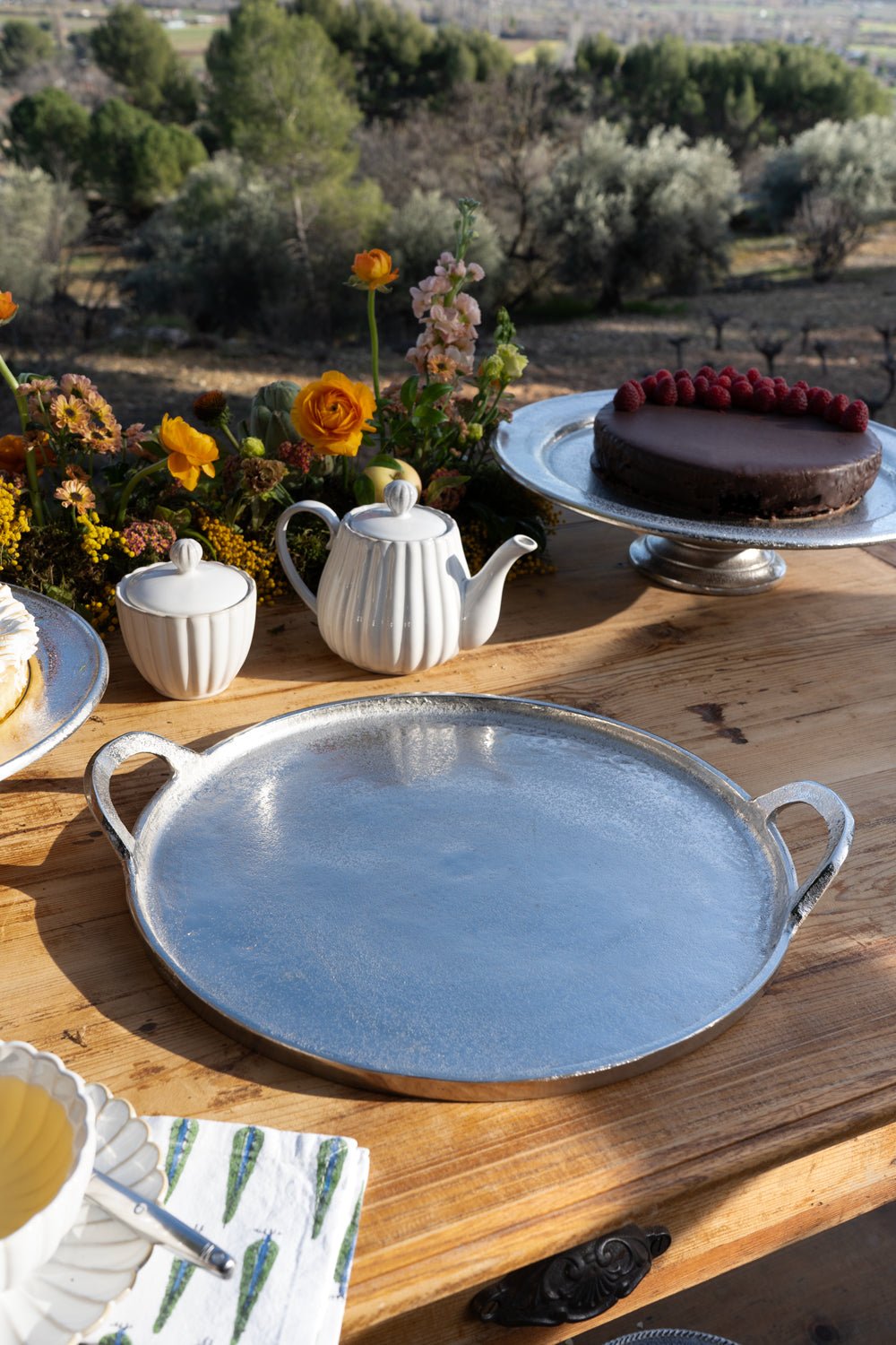 Bandeja Plateada Redonda Con Asas Cristina Oria