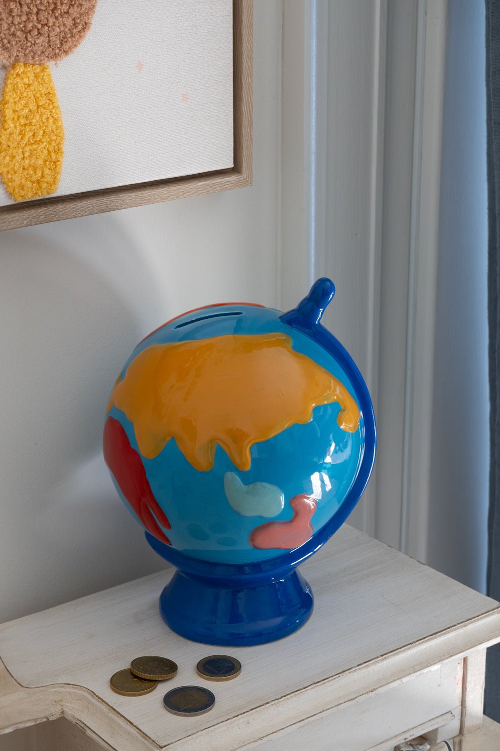 Detalle Hucha Diseño Globo Terráqueo Cristina Oria