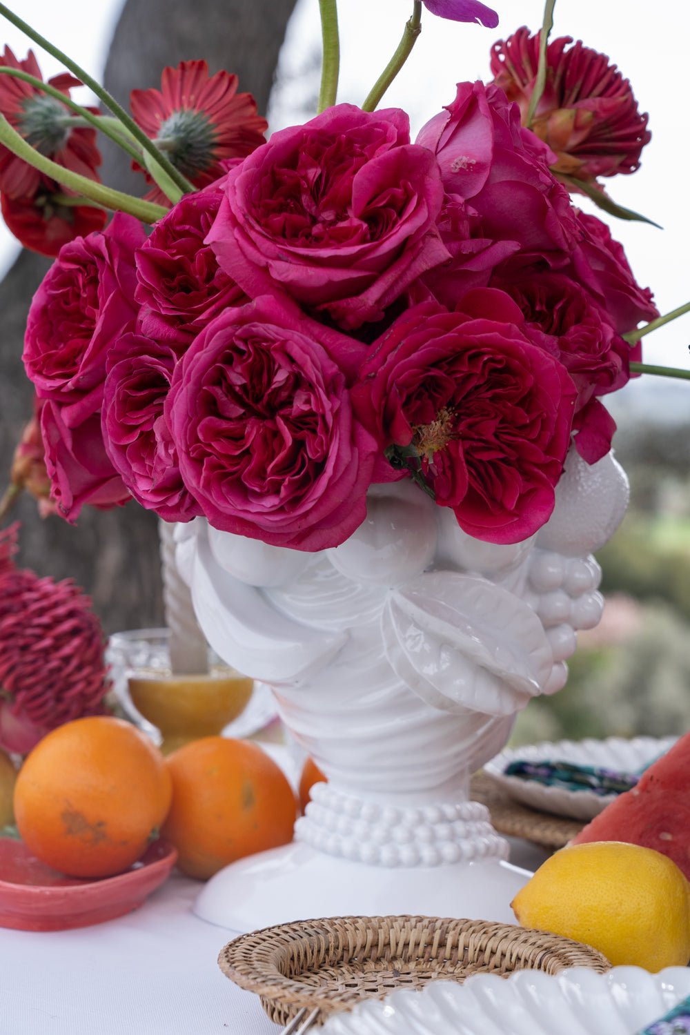 Detalle Jarrón Busto Lady Tutti Fruti Blanco De Porcelana
