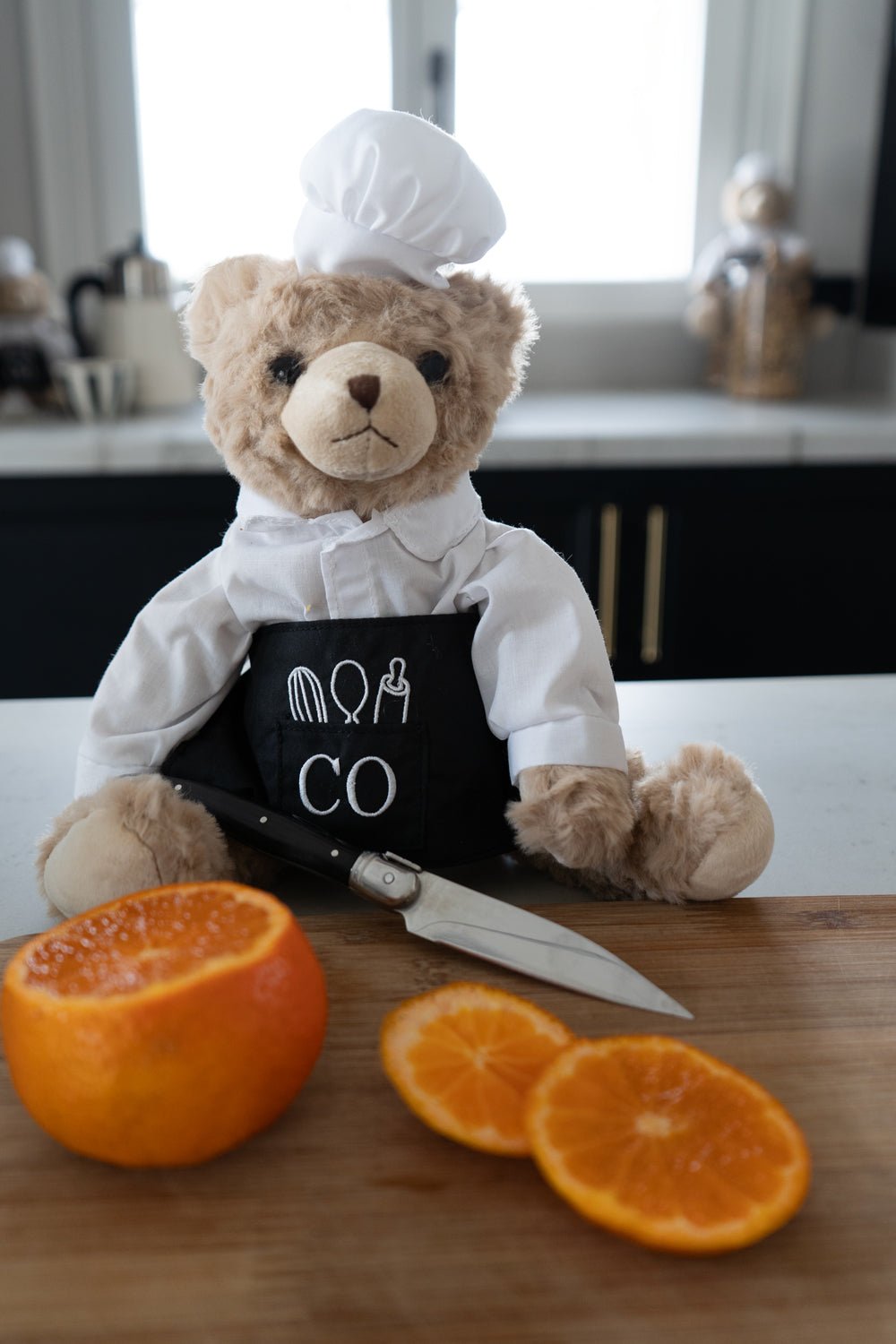 Detalle Cocinando Peluche Oso Chef Co Cristina Oria
