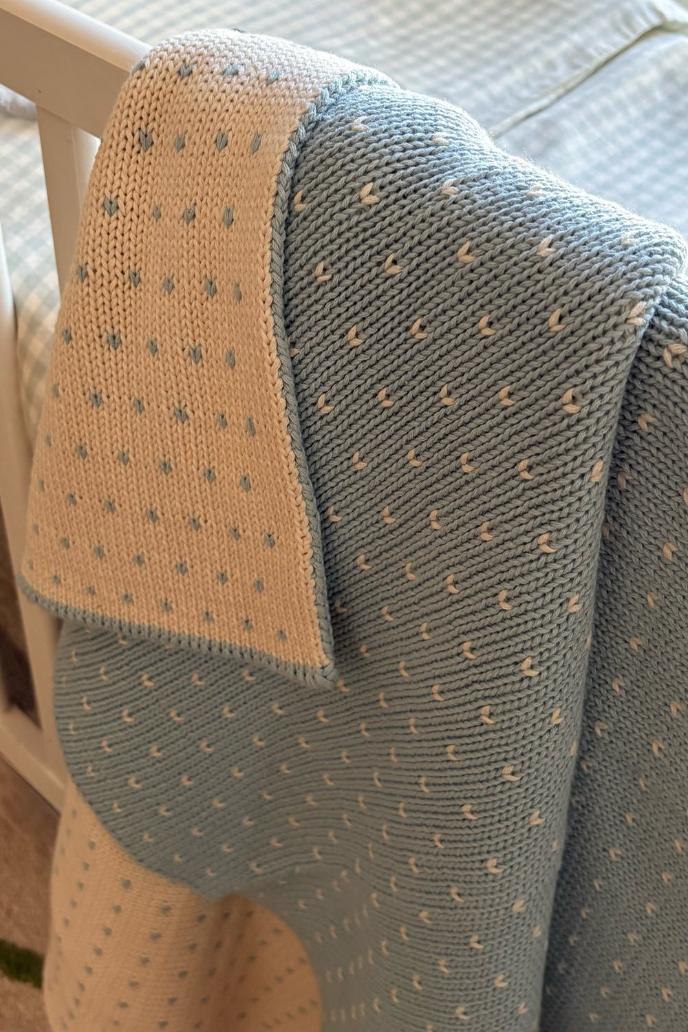 Detalle Manta Infantil De Algodón Reversible Azul Cristina Oria