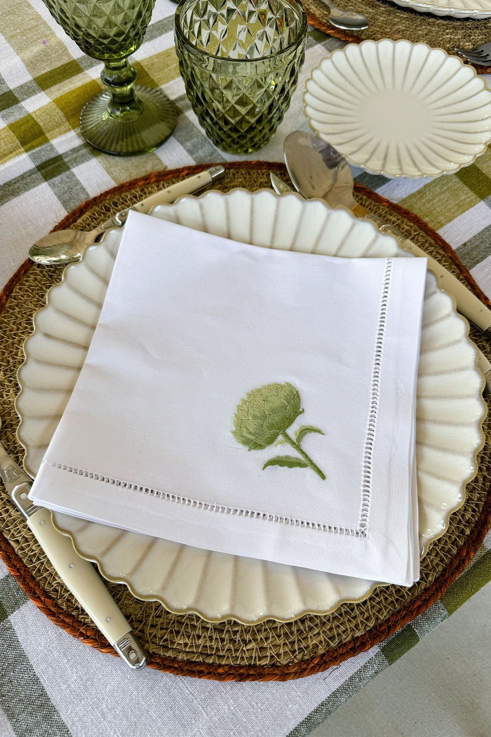 Set di 6 tovaglioli ricamati a mano con disegno vegetale