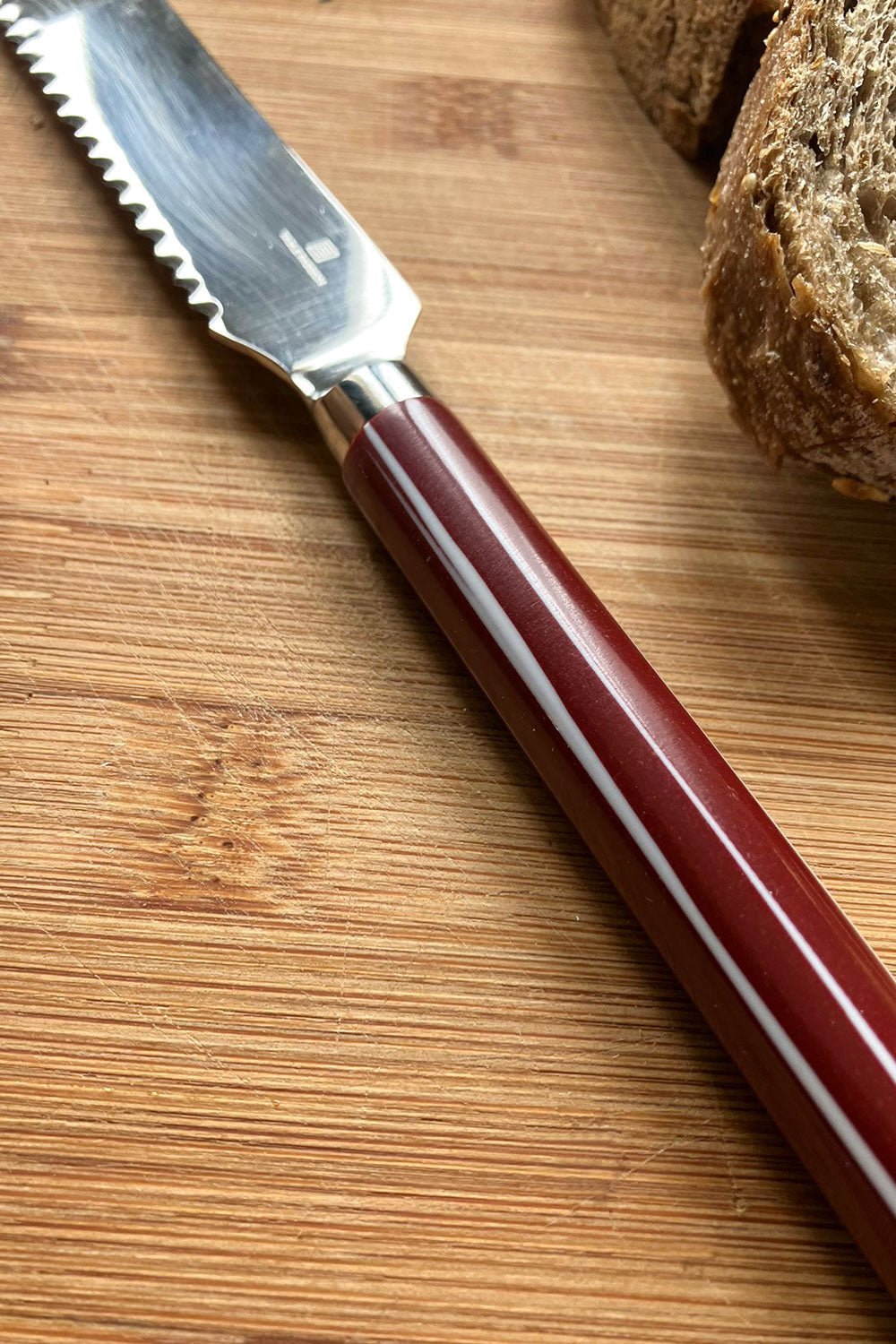 Cuchillo De Pan Con Mango De Resina De Colores - Cristina Oria