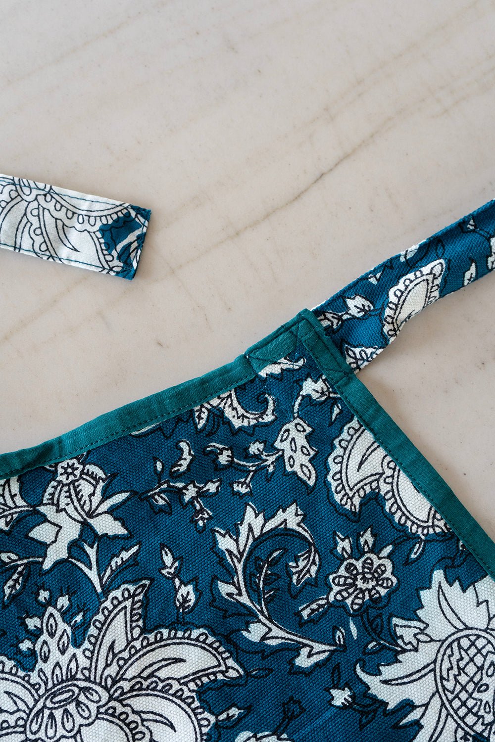 Delantal Anusha - Cristina Oria