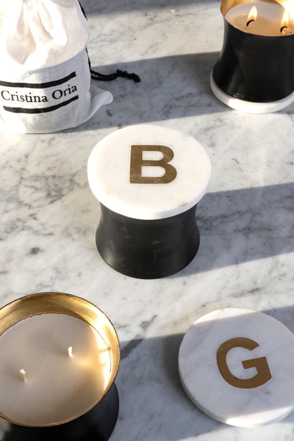 Velas Con Tapa De Mármol Iniciales - Cristina Oria