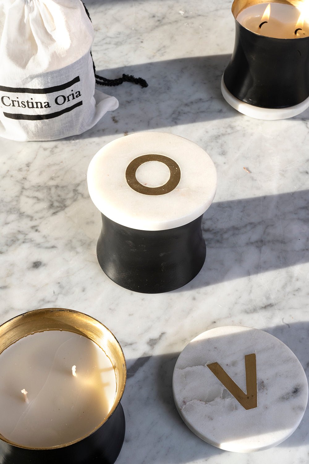 Velas Con Tapa De Mármol Iniciales - Cristina Oria
