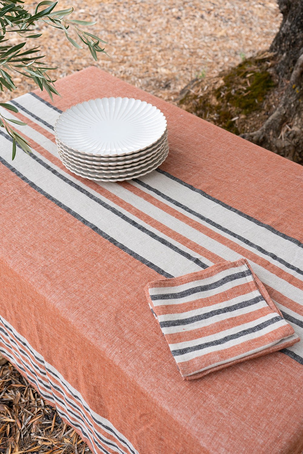 Mantel De Lino Color Teja Con Rayas Beige & Grises - Cristina Oria