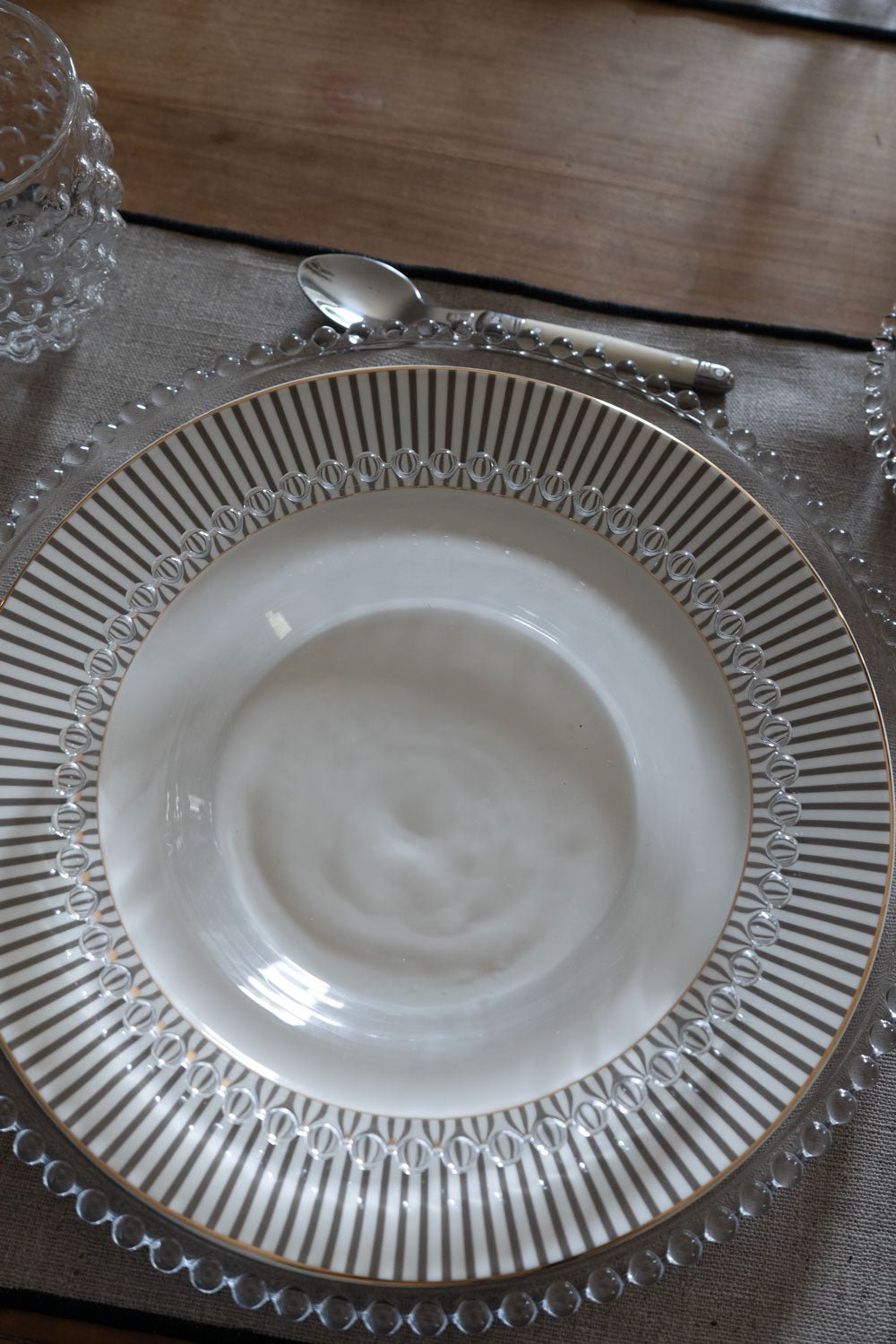 Plato De Postre Cristal Bolitas - Cristina Oria