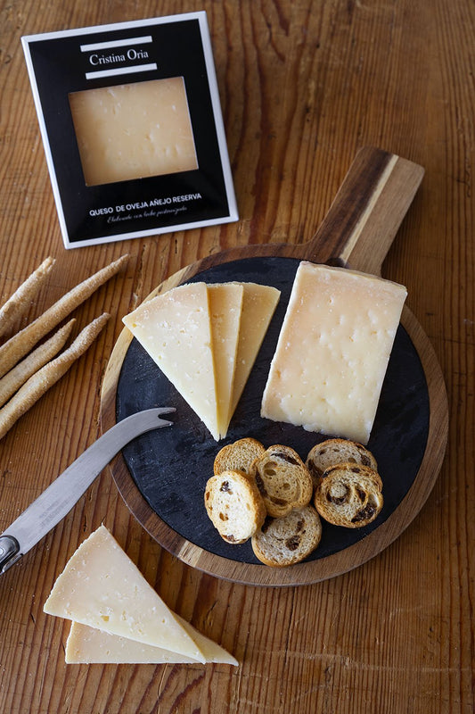 Queso De Oveja Añejo Reserva 250 Gr - Cristina Oria