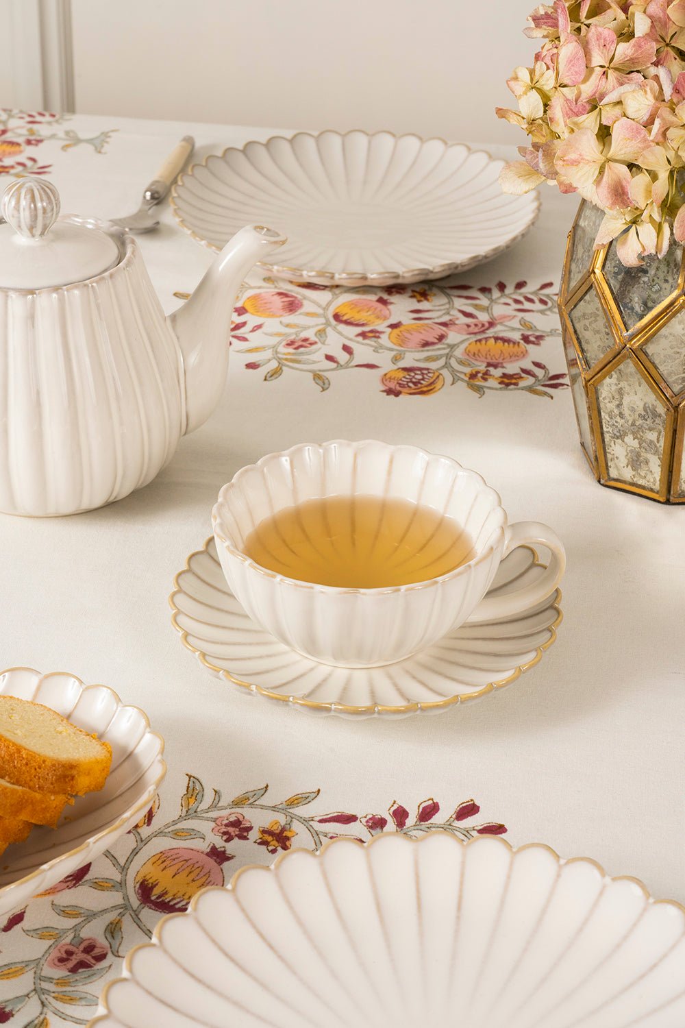 Taza Y Plato Blanca Flor Co - Cristina Oria