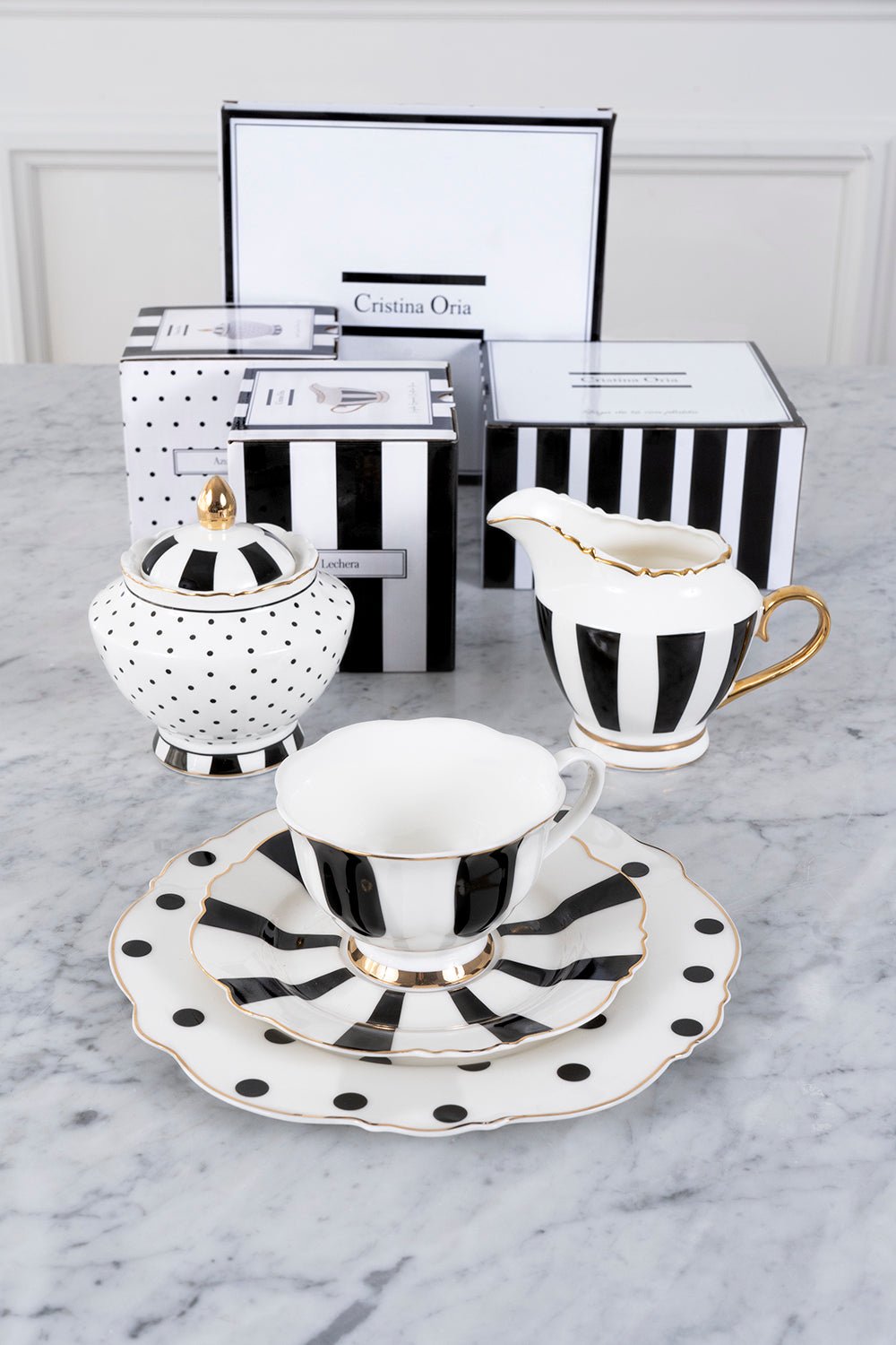 Tea Time For One Premium - Cristina Oria