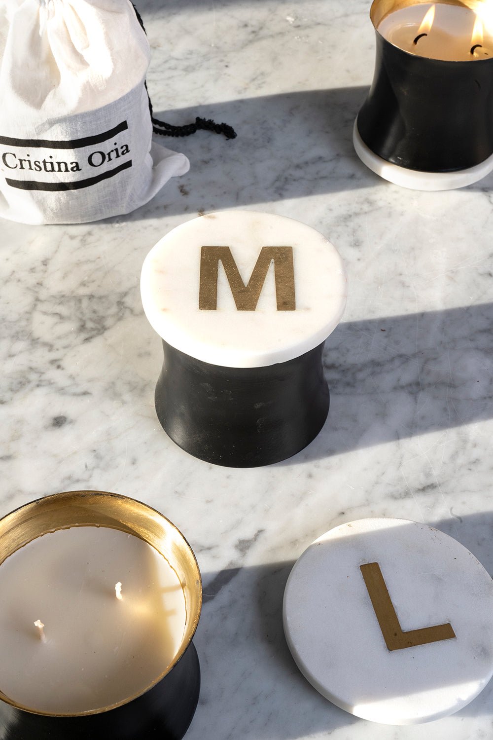 Velas Con Tapa De Mármol Iniciales - Cristina Oria