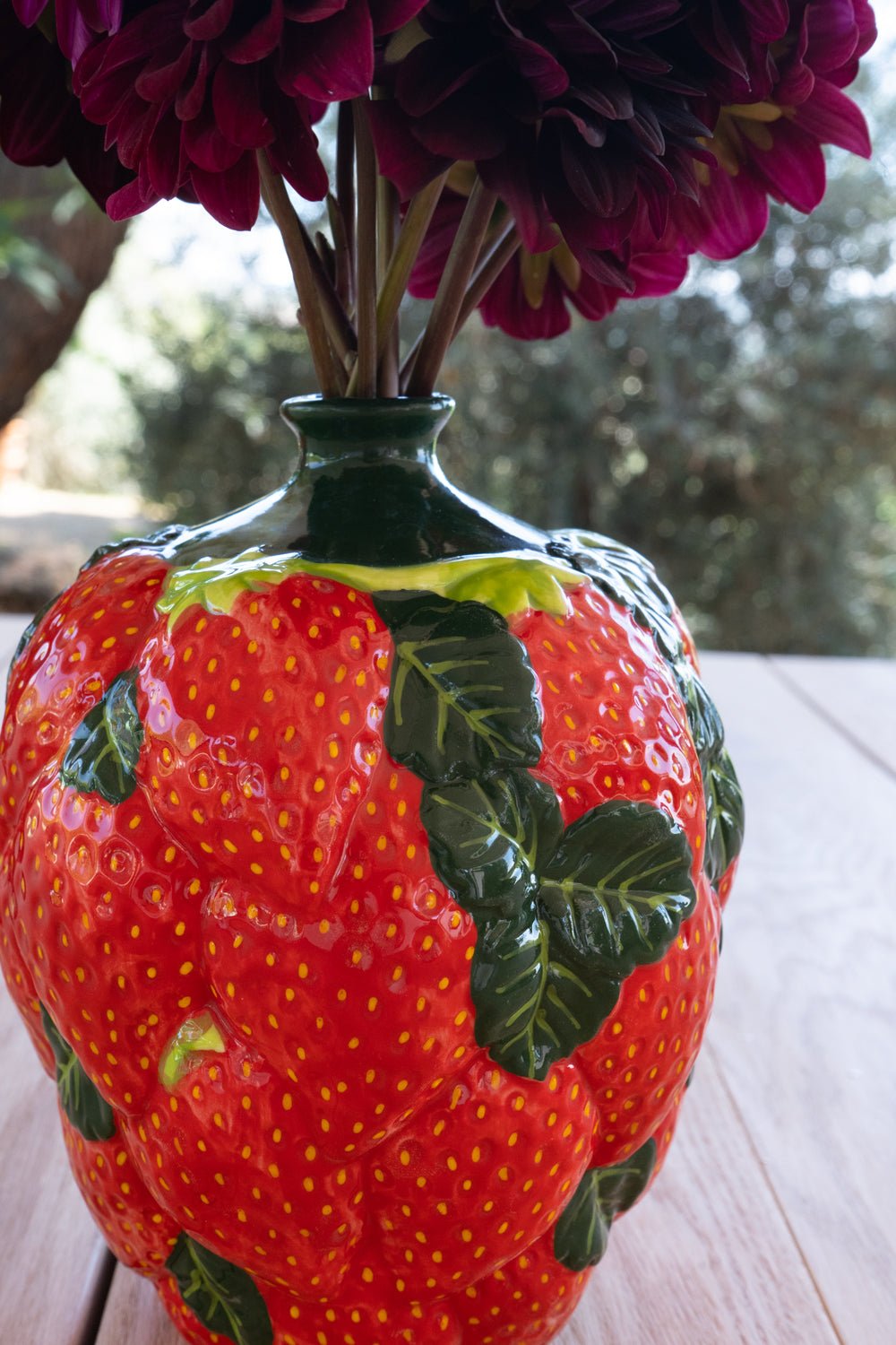 Jarrón Diseño Fresas De Porcelana Pequeño - Cristina Oria