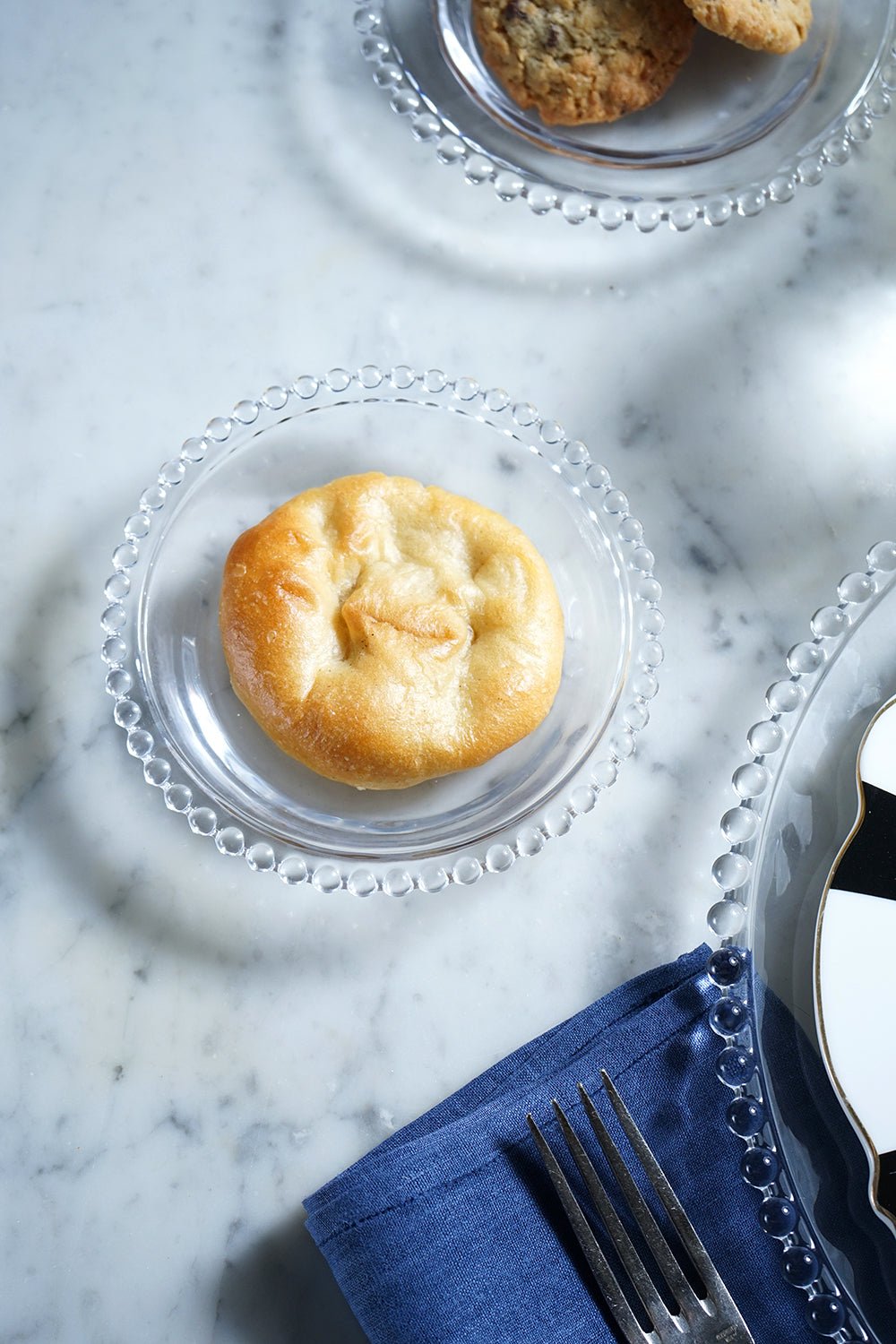 Plato De Pan Cristal Bolitas - Cristina Oria