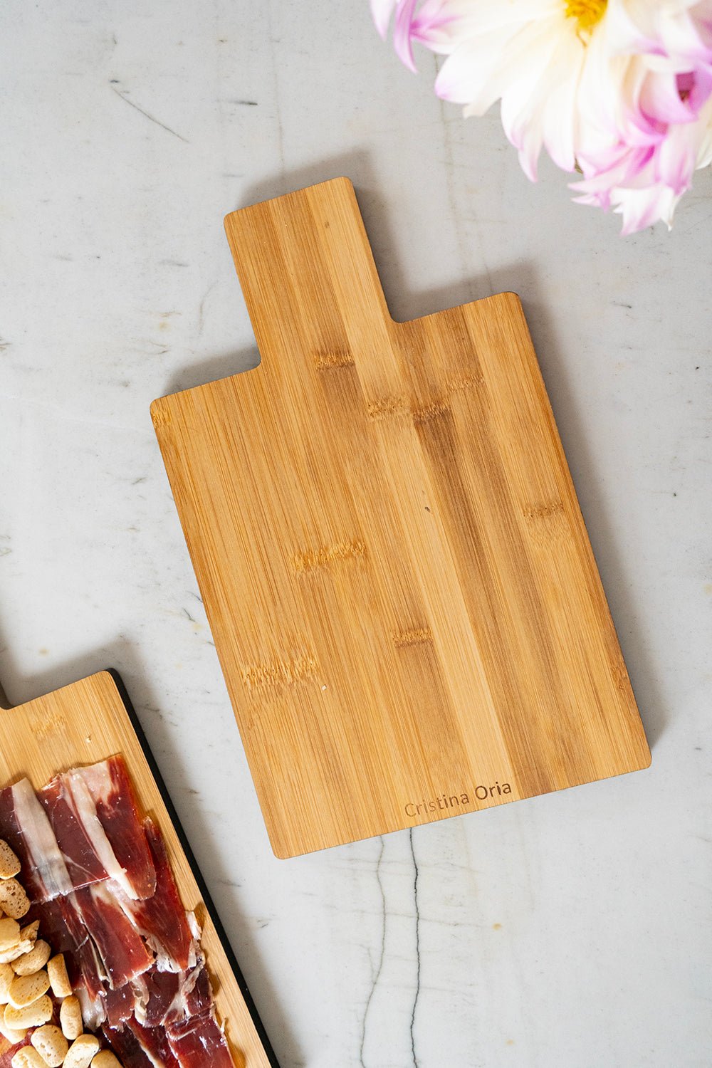 Tabla Co Con Mango De Madera De Bambú - Cristina Oria