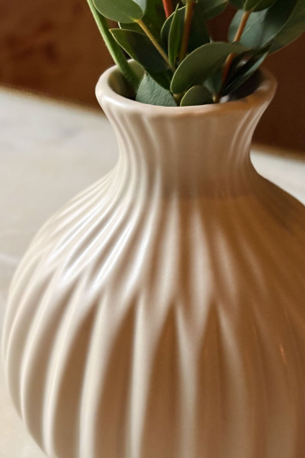 Vaso de porcelana bege