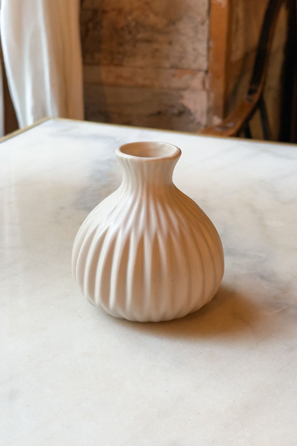 Jarrón De Porcelana Beige Arena Cristina Oria 