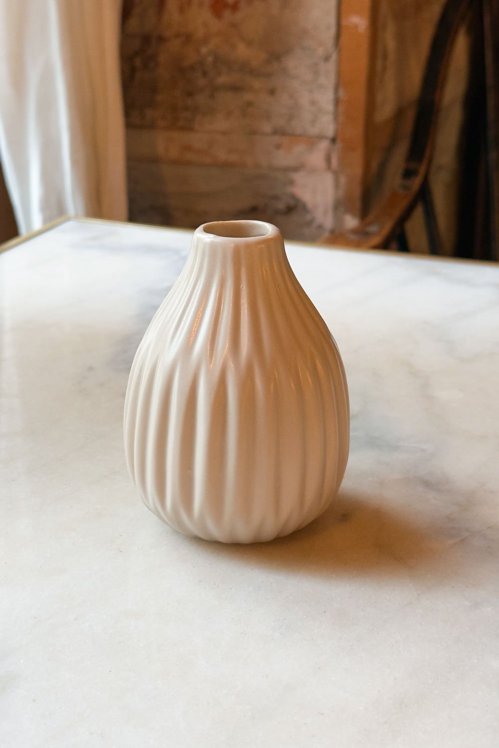 Jarrón De Porcelana Beige Brisa Cristina Oria 