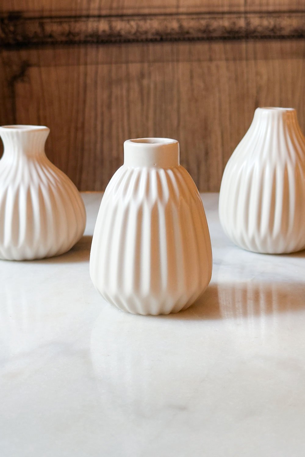 Detalle Jarrón De Porcelana Beige Nube Cristina Oria 