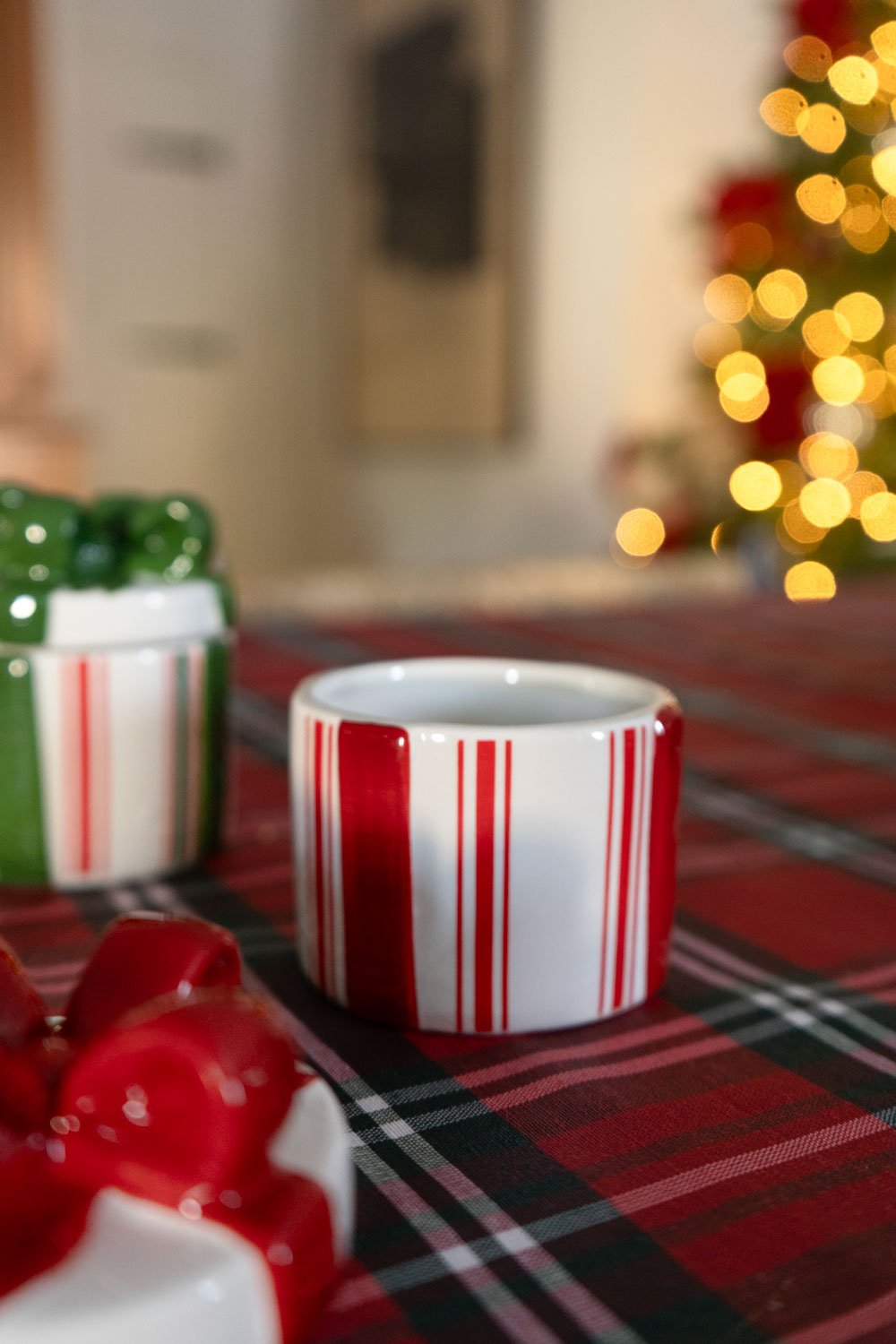 Detalle Tarro Con Tapa Diseño Regalo Rojo Cristina Oria