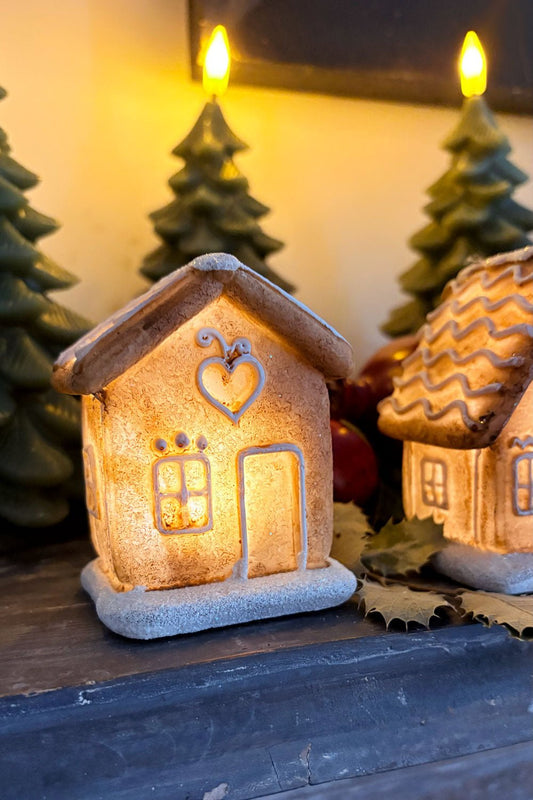 Casa Jengibre De Resina Con Luz LED Corazón Cristina Oria 